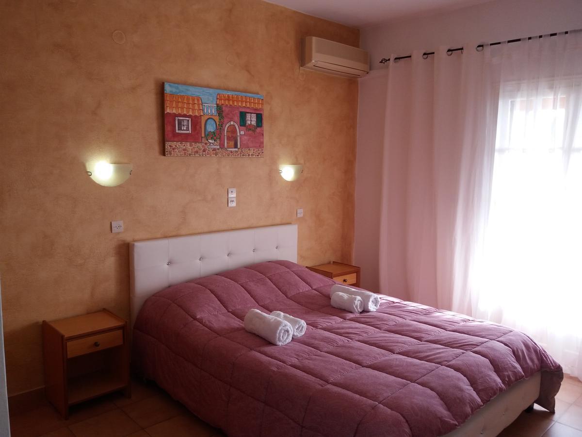 Athineos Apartments Kommeno  Bagian luar foto