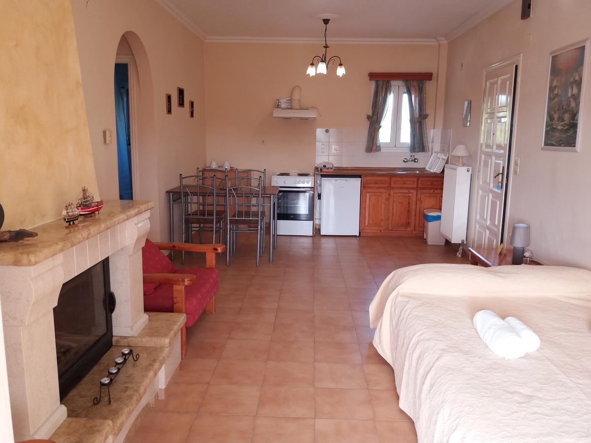 Athineos Apartments Kommeno  Bagian luar foto