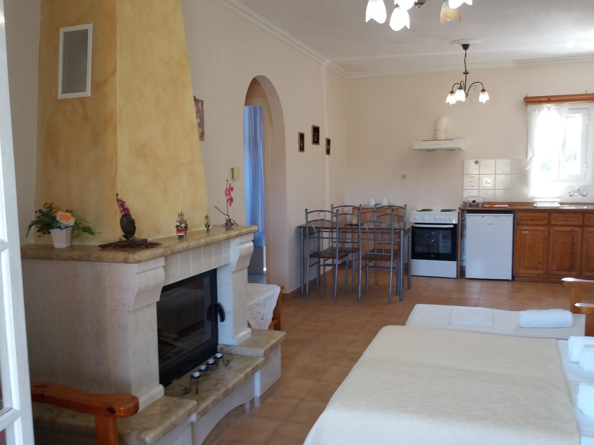 Athineos Apartments Kommeno  Bagian luar foto